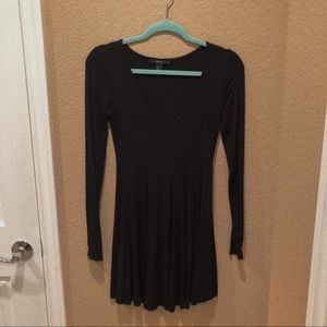 black skater dress